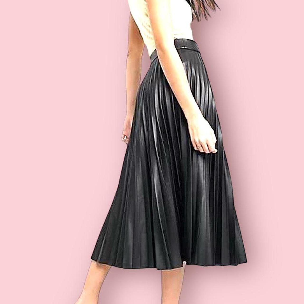 Leather pleated skirt stradivarius best sale