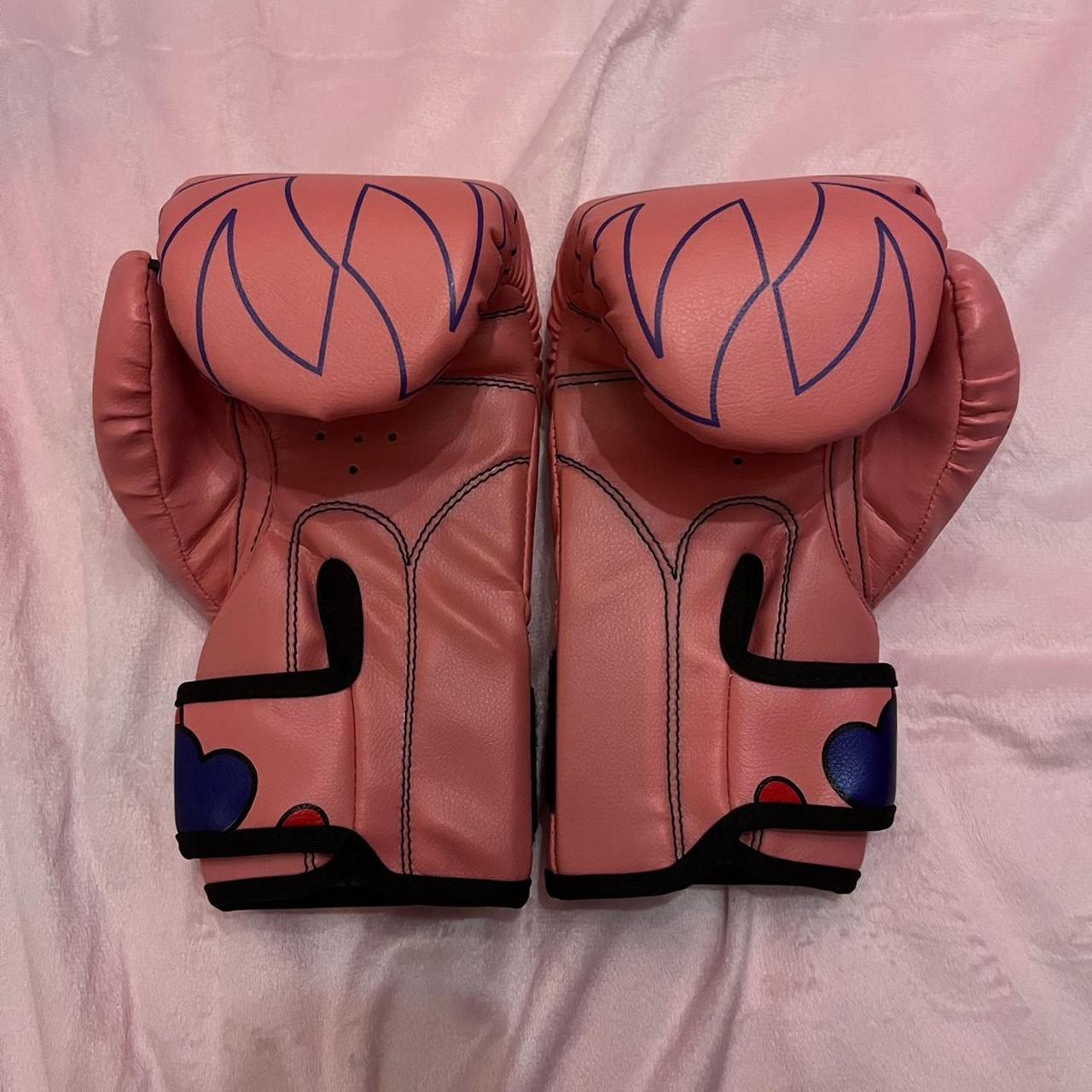 Hello Kitty Women's Pink Gloves Depop