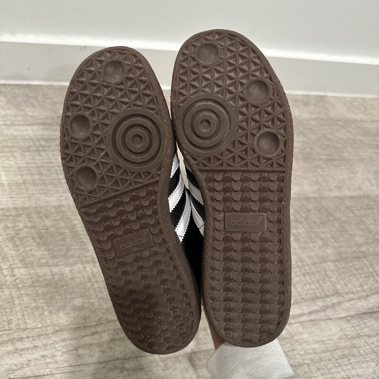 Adidas Women's Black and White Trainers (4)