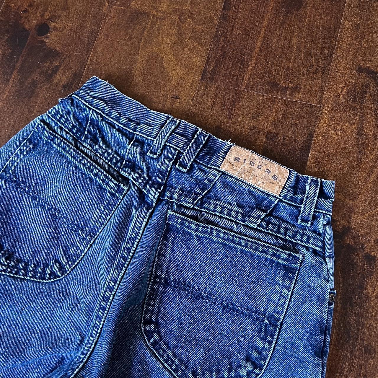 Vintage 90s High Waisted Jeans w super cute - Depop