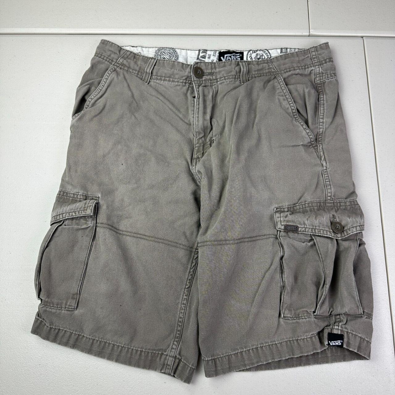 Vans Cargo Shorts Men's Size 32 Outdoors Gray... - Depop