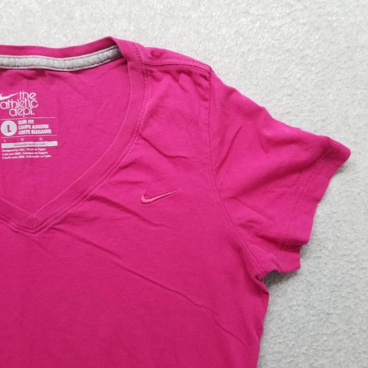 womens nike pink t shirt