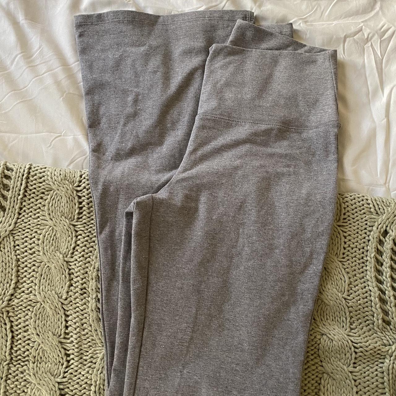 NWOT target yoga pants. i’m way too short for these... - Depop