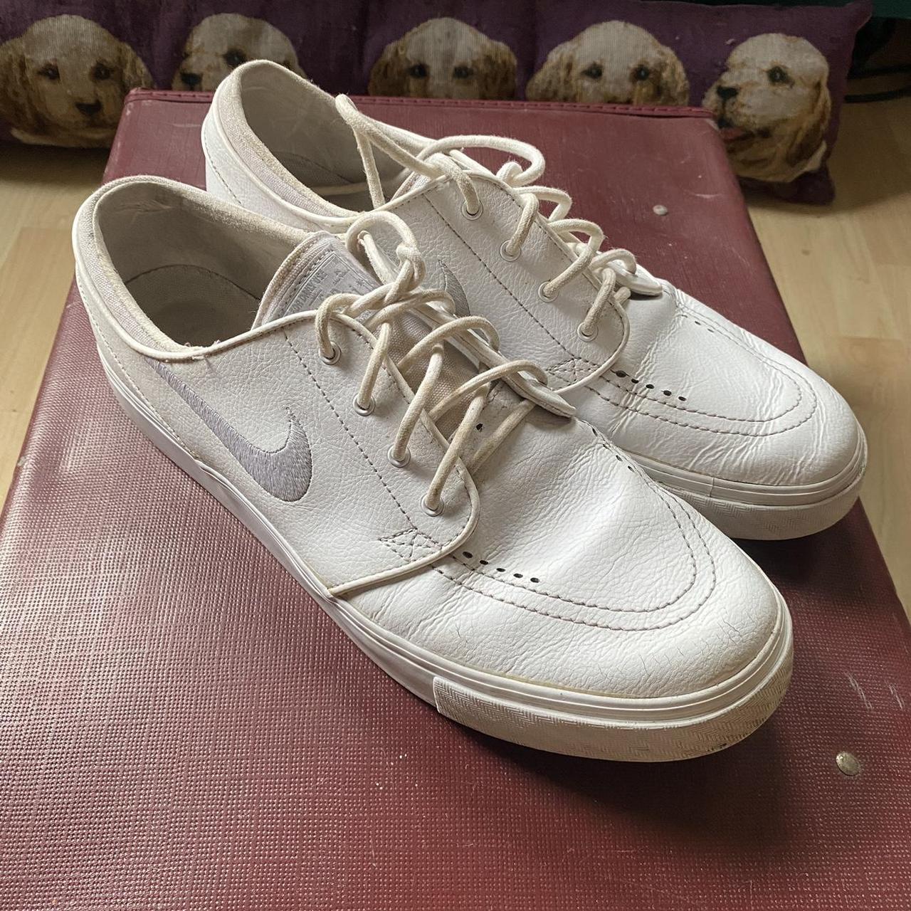 Nike janoski size on sale 9