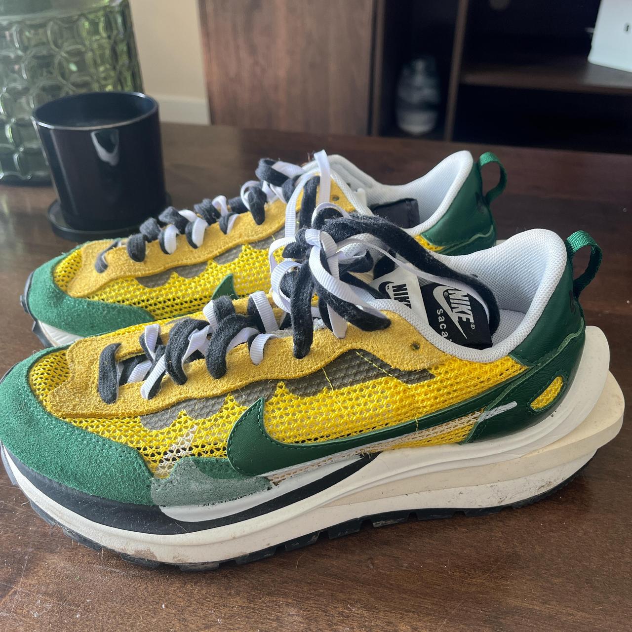 vaporwaffle tour yellow