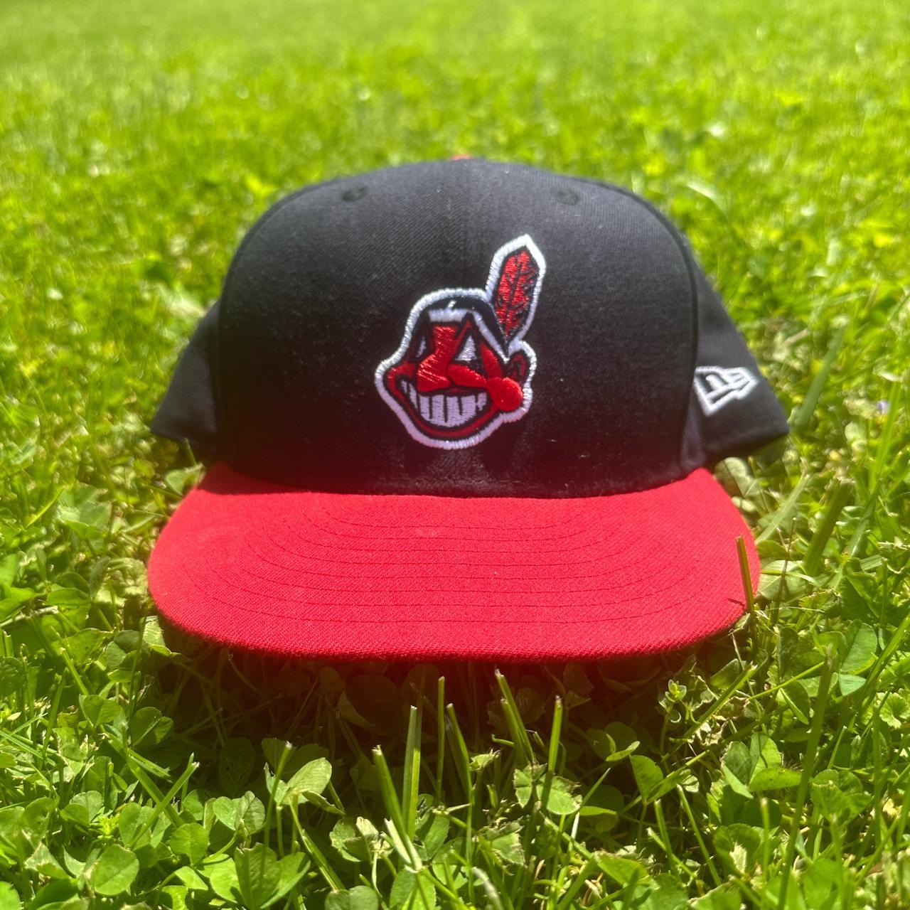 New era Cleveland Indians Fitted Hat size 7 - Depop