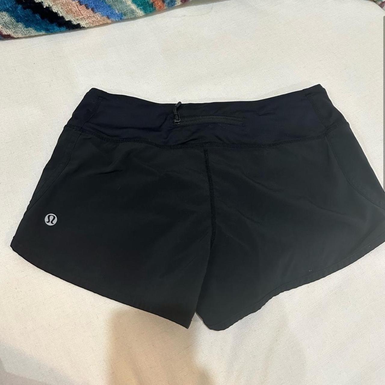 Lululemon Speed Up Shorts size 4 with 4” inseam - Depop