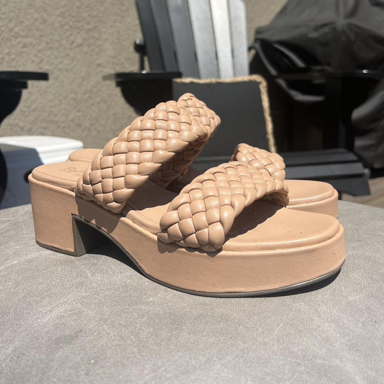 item listed by gracedavies12