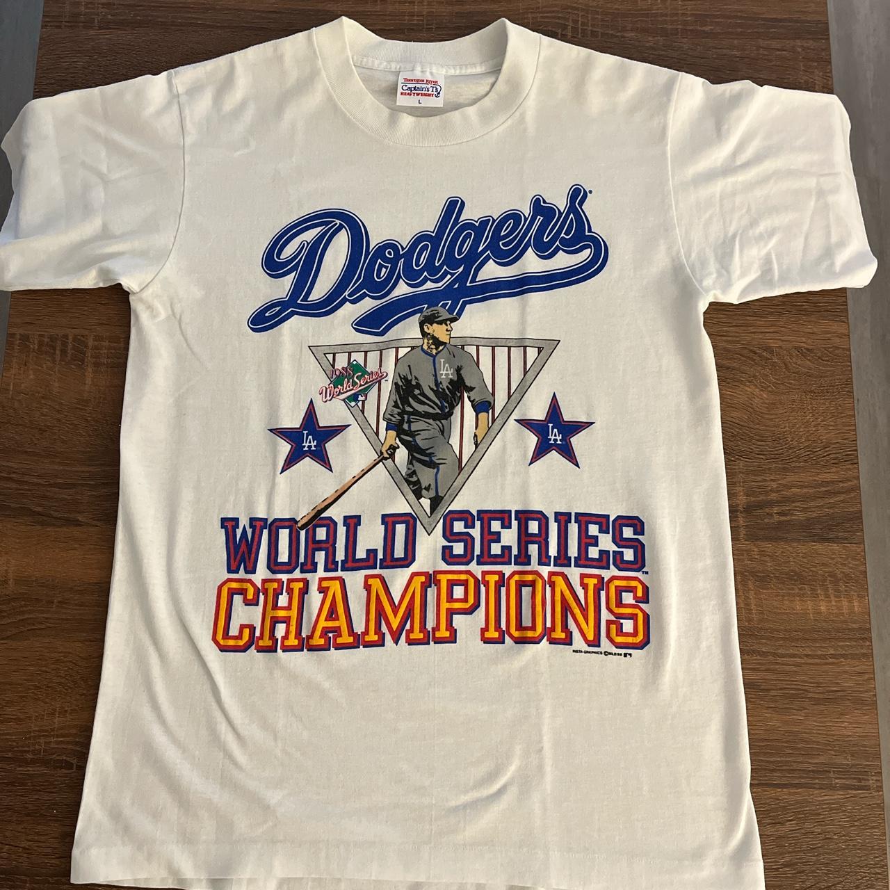 This is a vintage world series dodgers shirt that I - Depop