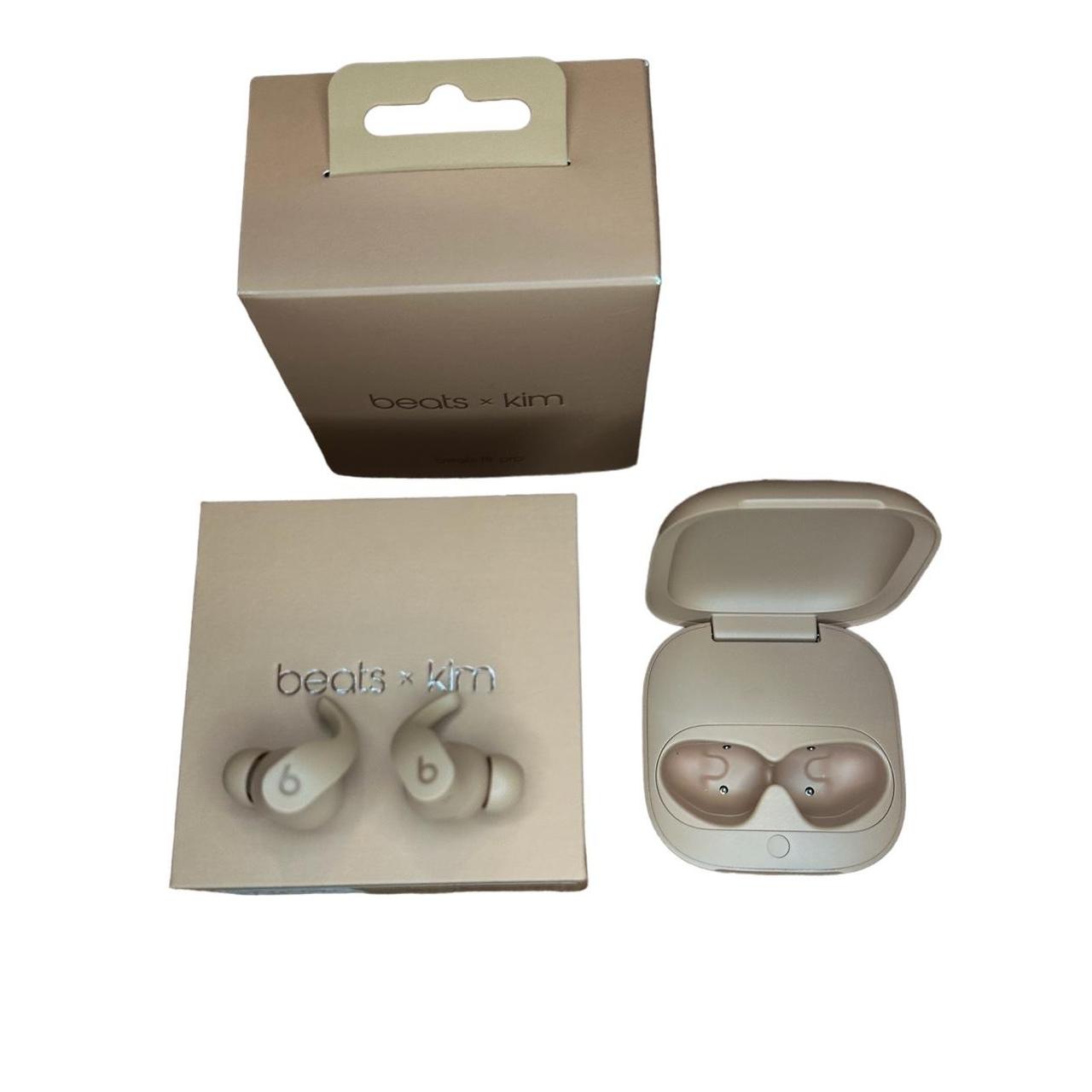 Beats by Dre Tan and Cream Musicalinstrumentsanddj Depop