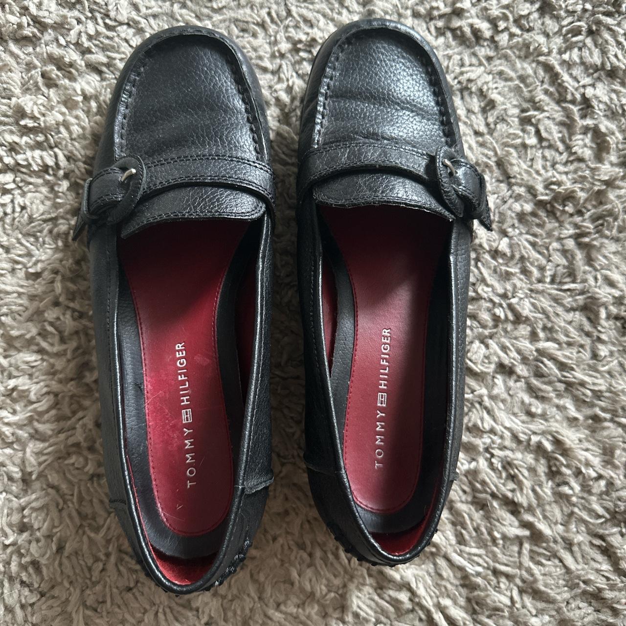 Tommy hilfiger hot sale burgundy loafers