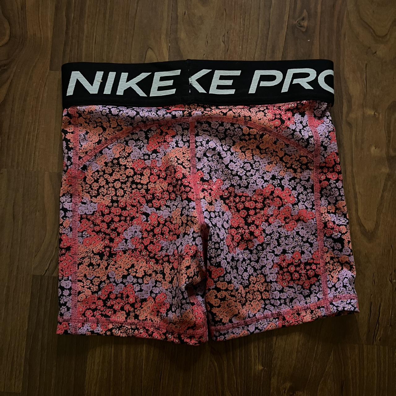 Dicks nike 2024 pro shorts