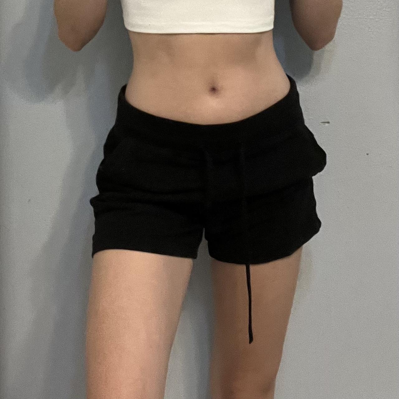 Costco Women's Black Shorts Depop