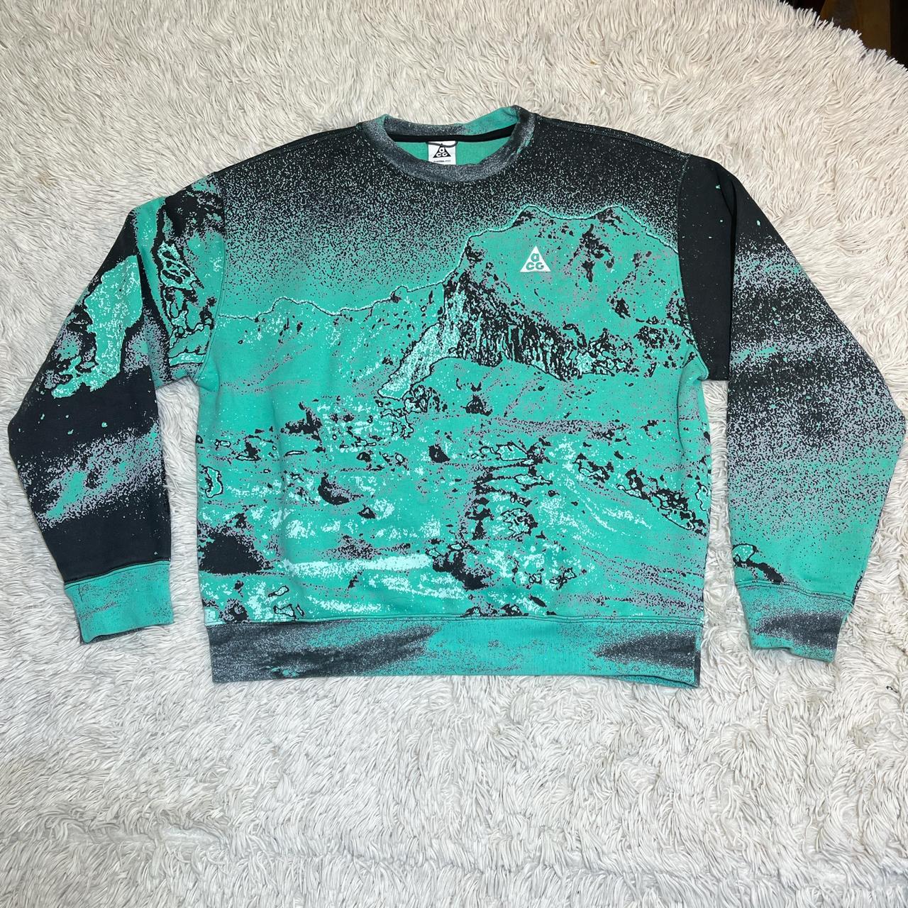Nike ACG Therma-Fit All Over Print Fleece Crew Depop