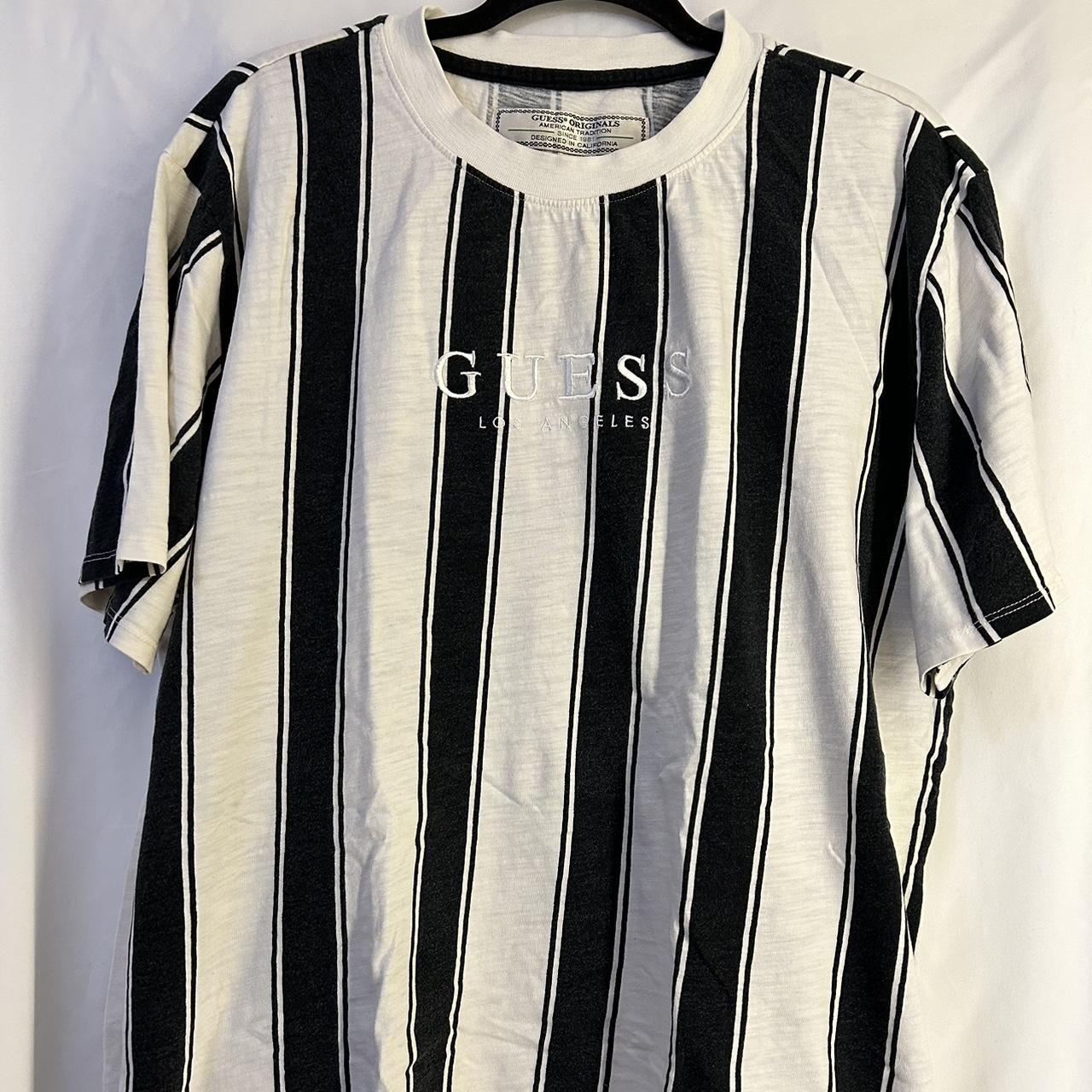 guess striped tee black and white