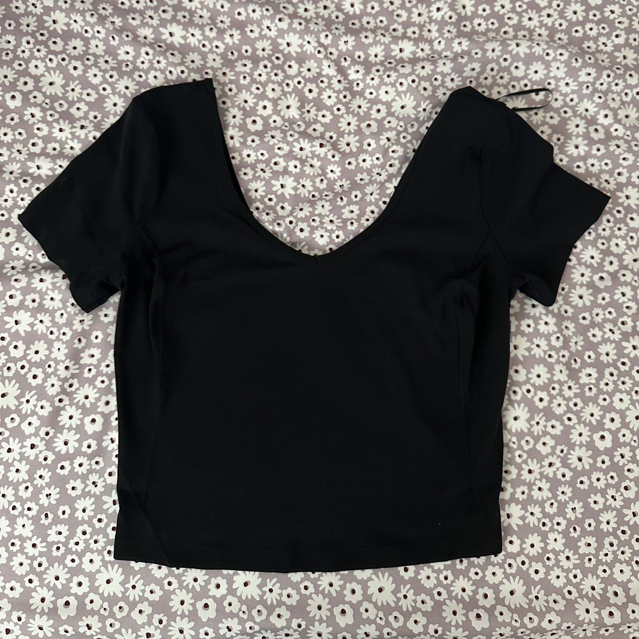 Lululemon Women's Black T-shirt