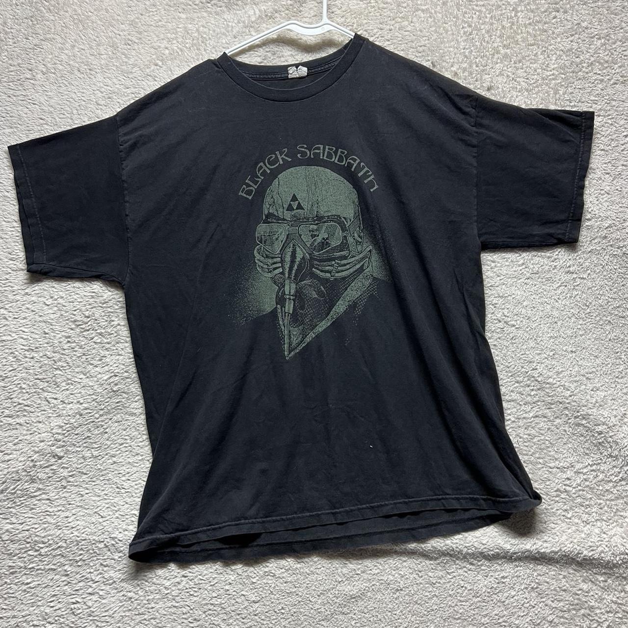 2013 Black Sabbath tour t shirt size XXL - Depop