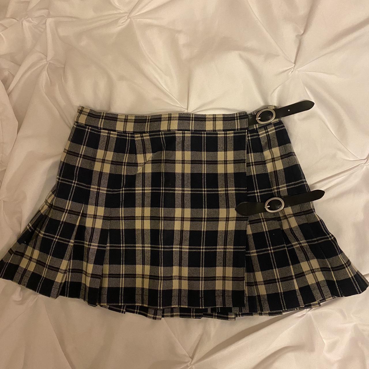 brandy melville pleated buckle skirt fits... Depop
