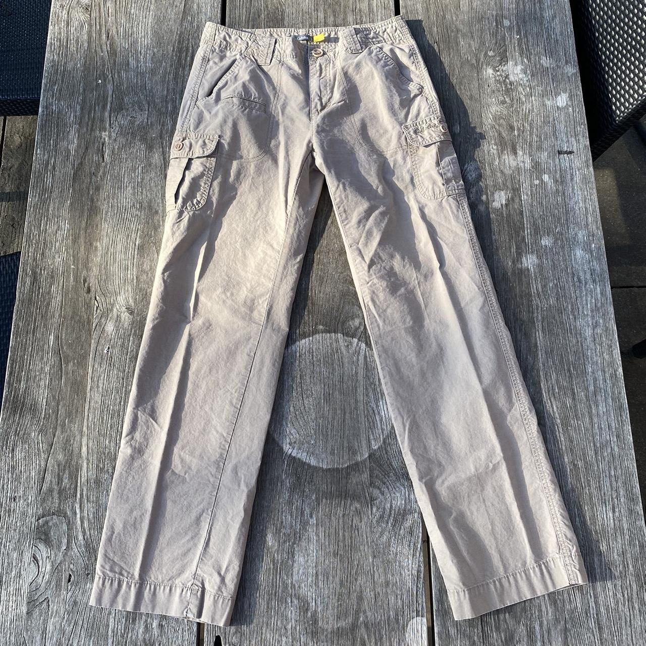 Cabela's super cute baggy, straight leg cargo pants! - Depop