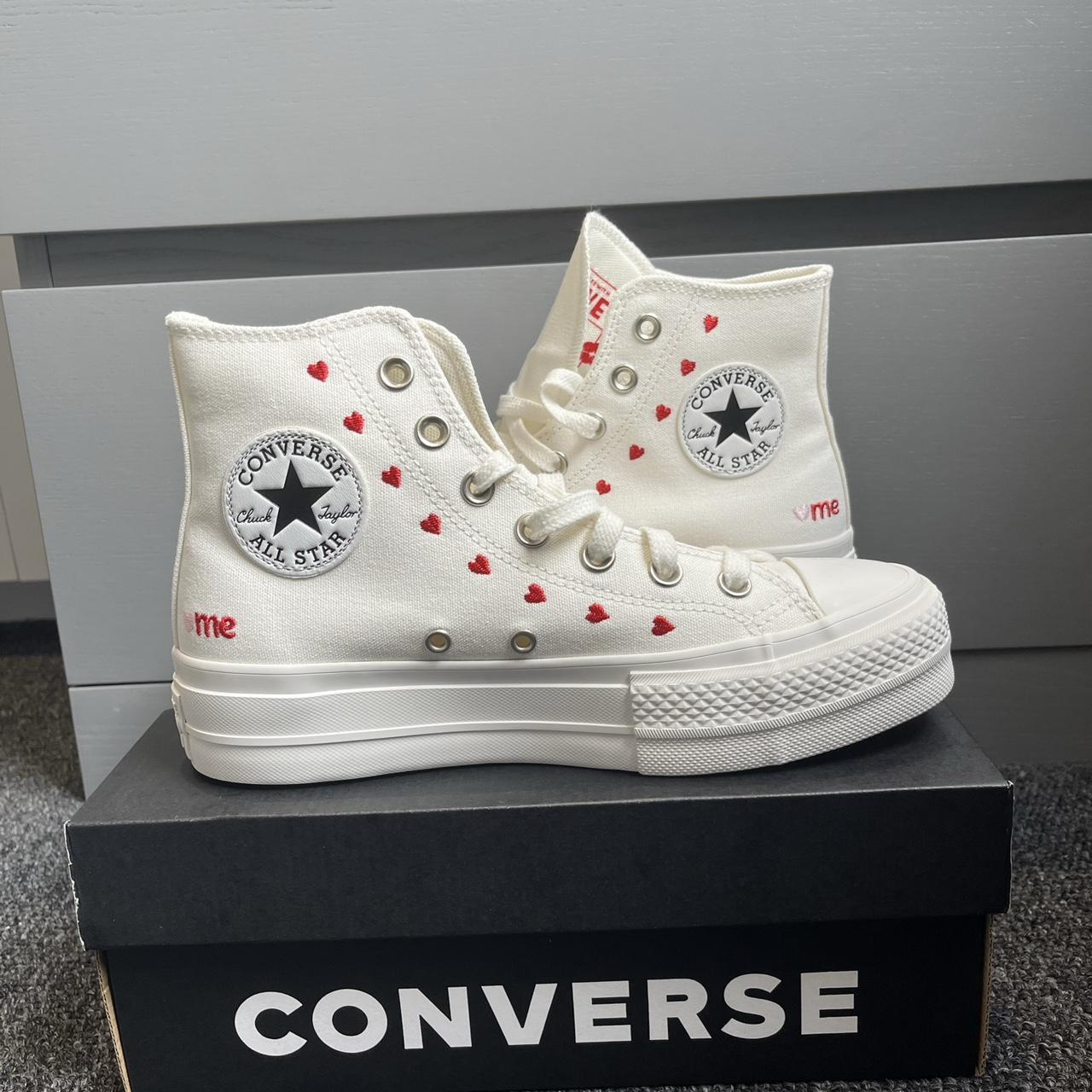 Converse Women's White and Cream Trainers Depop