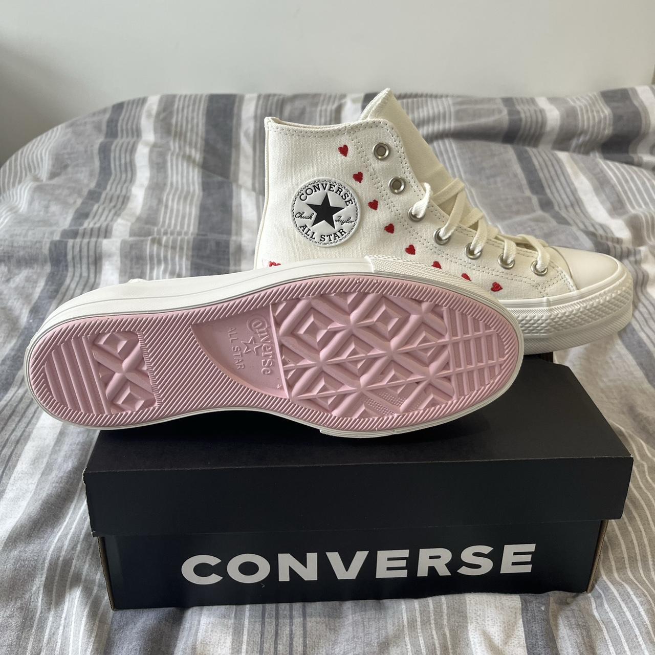 Converse Women's White and Cream Trainers Depop