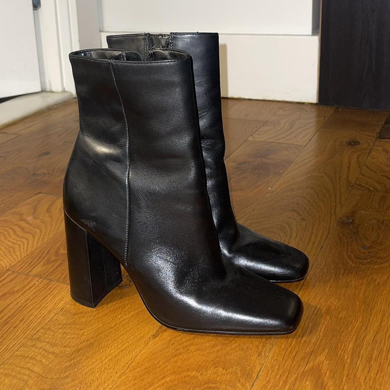 Steve Madden ankle leather boots Worn only 2 times,... - Depop