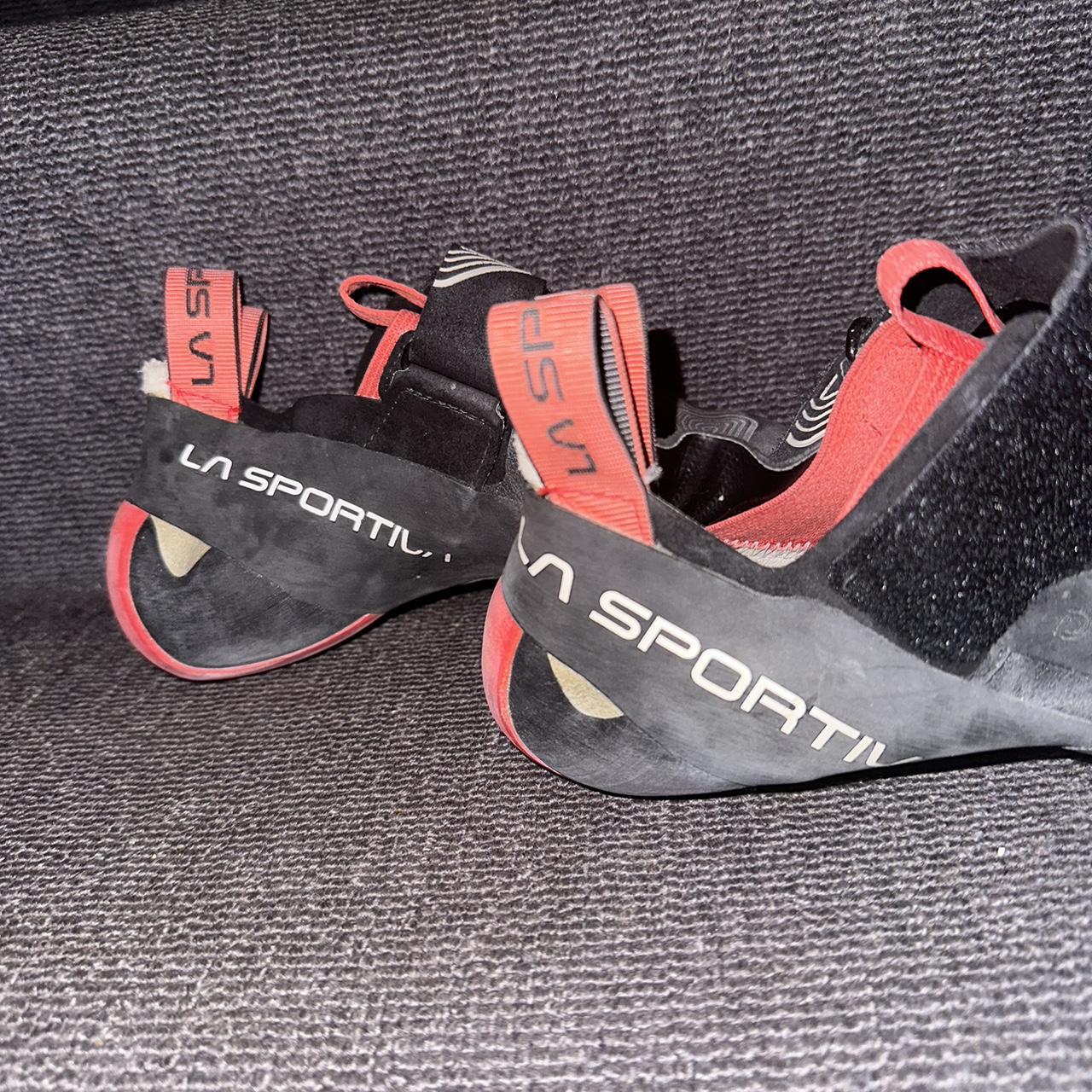 La Sportiva Theory climbing shoe Size 5 / European... - Depop
