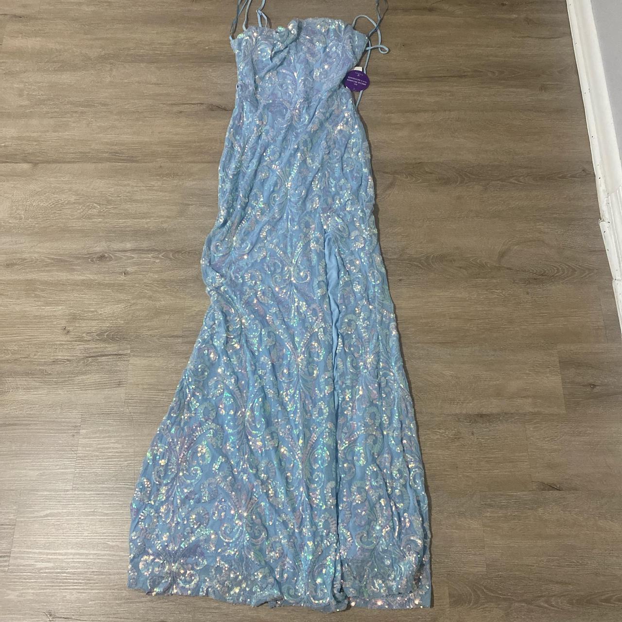 item listed by evega78