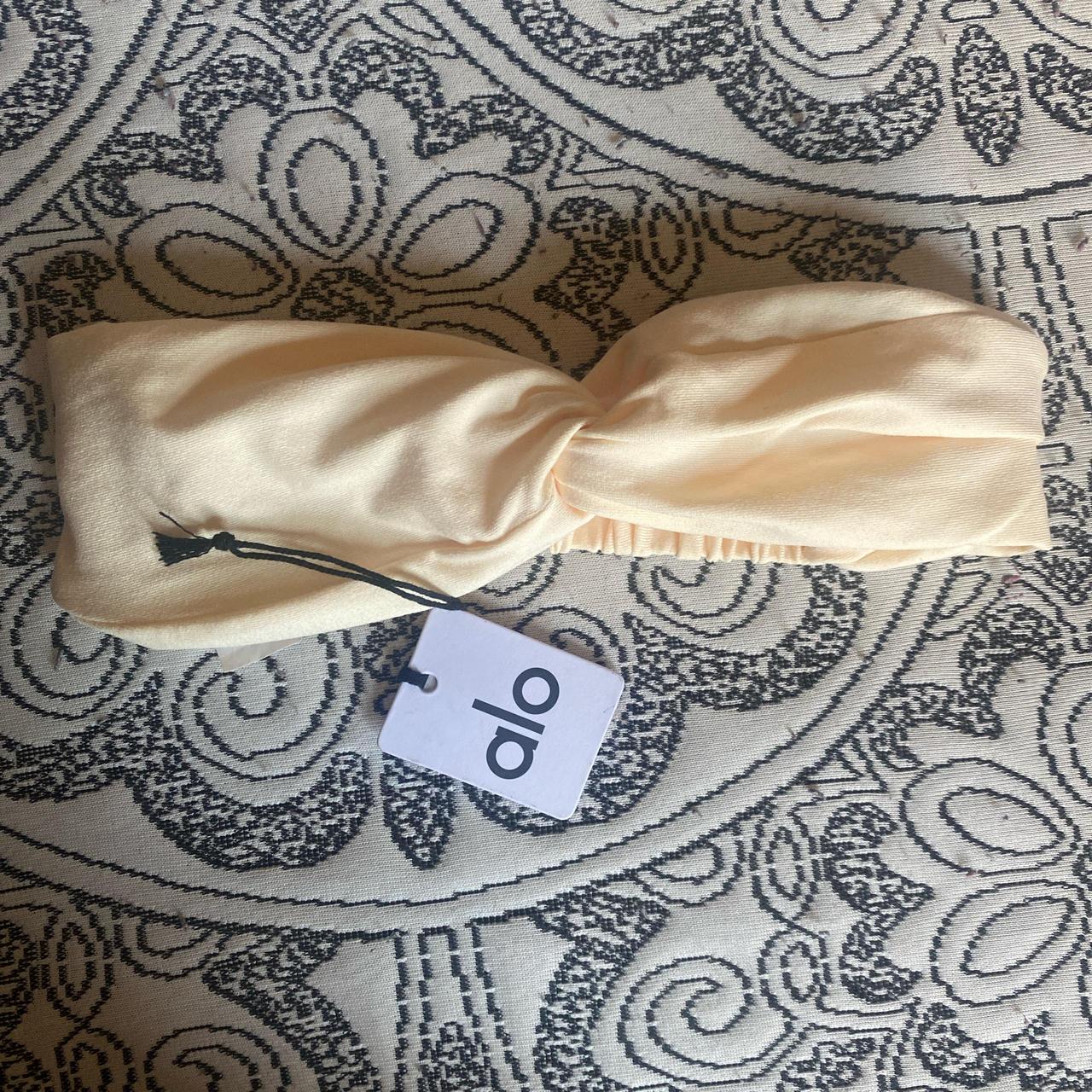 item listed by evega78