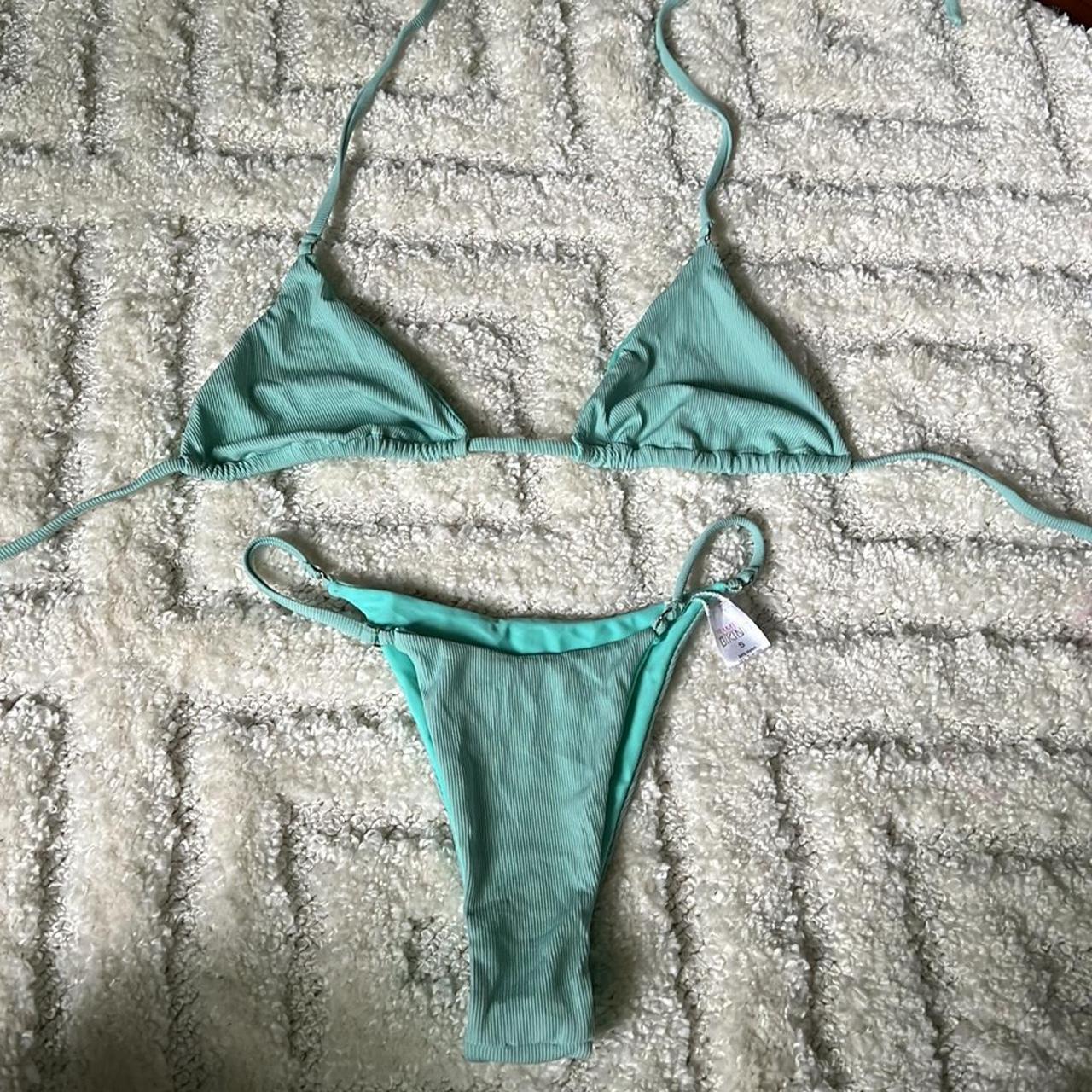 Frankies Bikinis Women's Green Bikinis-and-tankini-sets | Depop