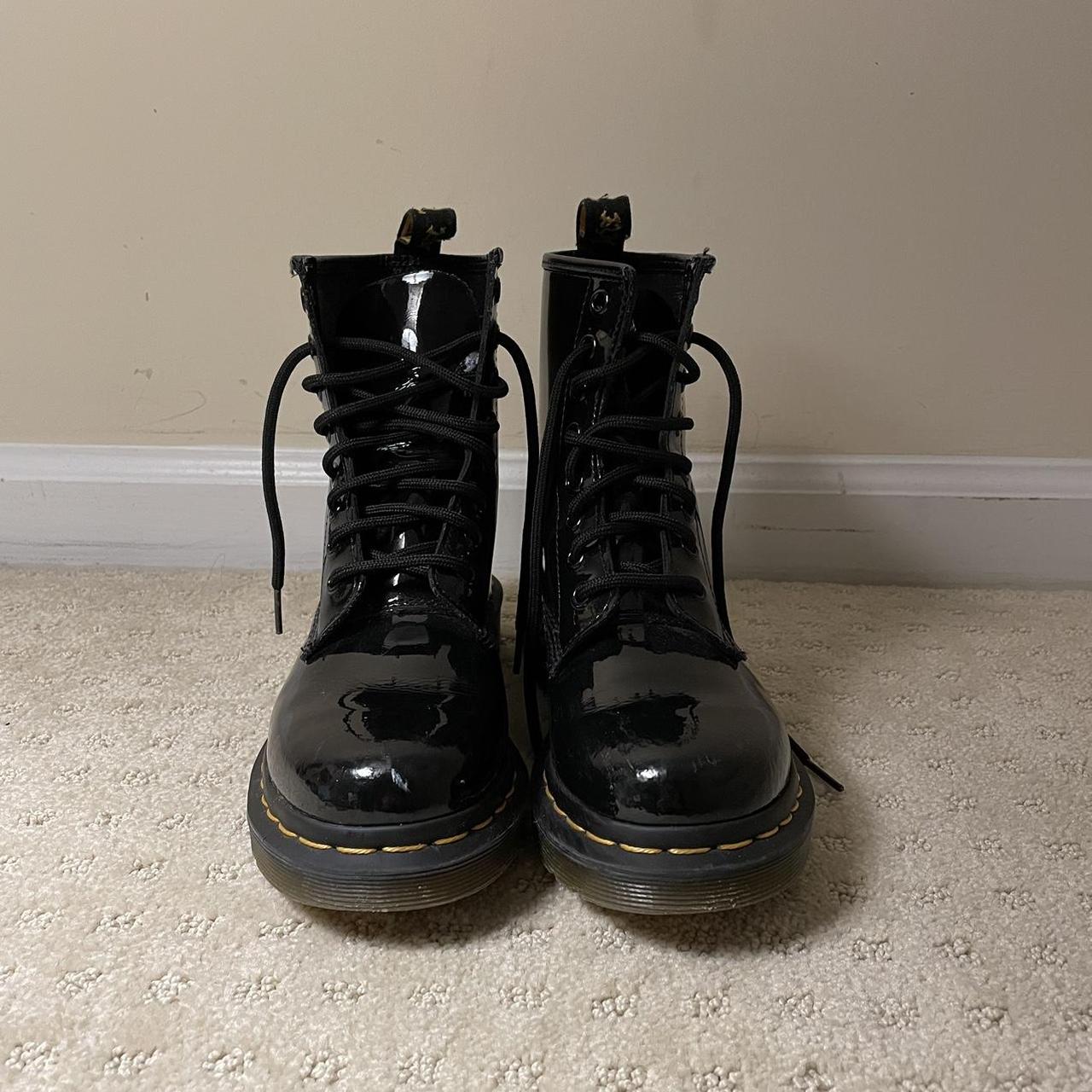 1460 patent doc martens