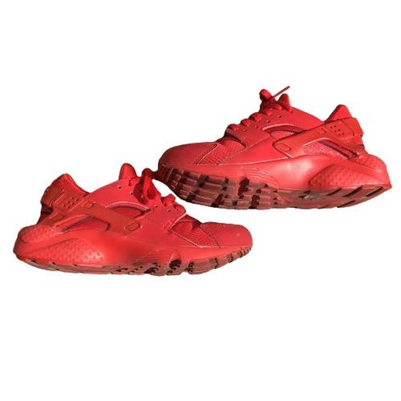 Nike air huarache hotsell ultra triple red