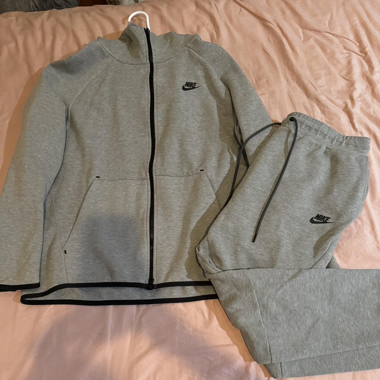 item listed by laramoss