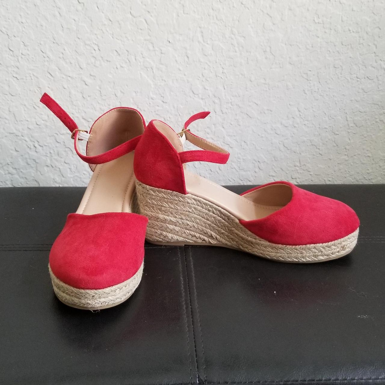 Selling these awesome pair of gently used red... - Depop
