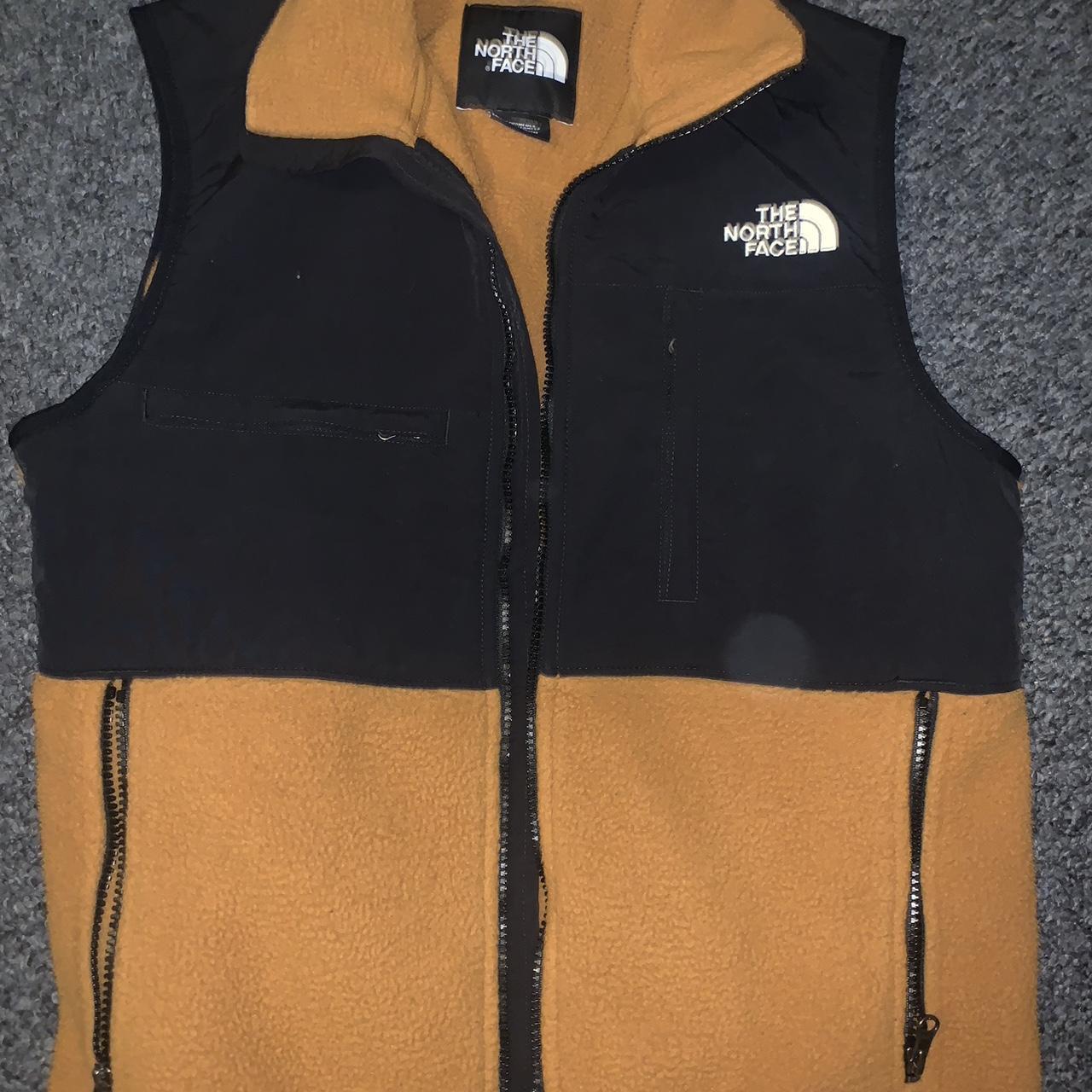 North face sleeveless on sale fleece