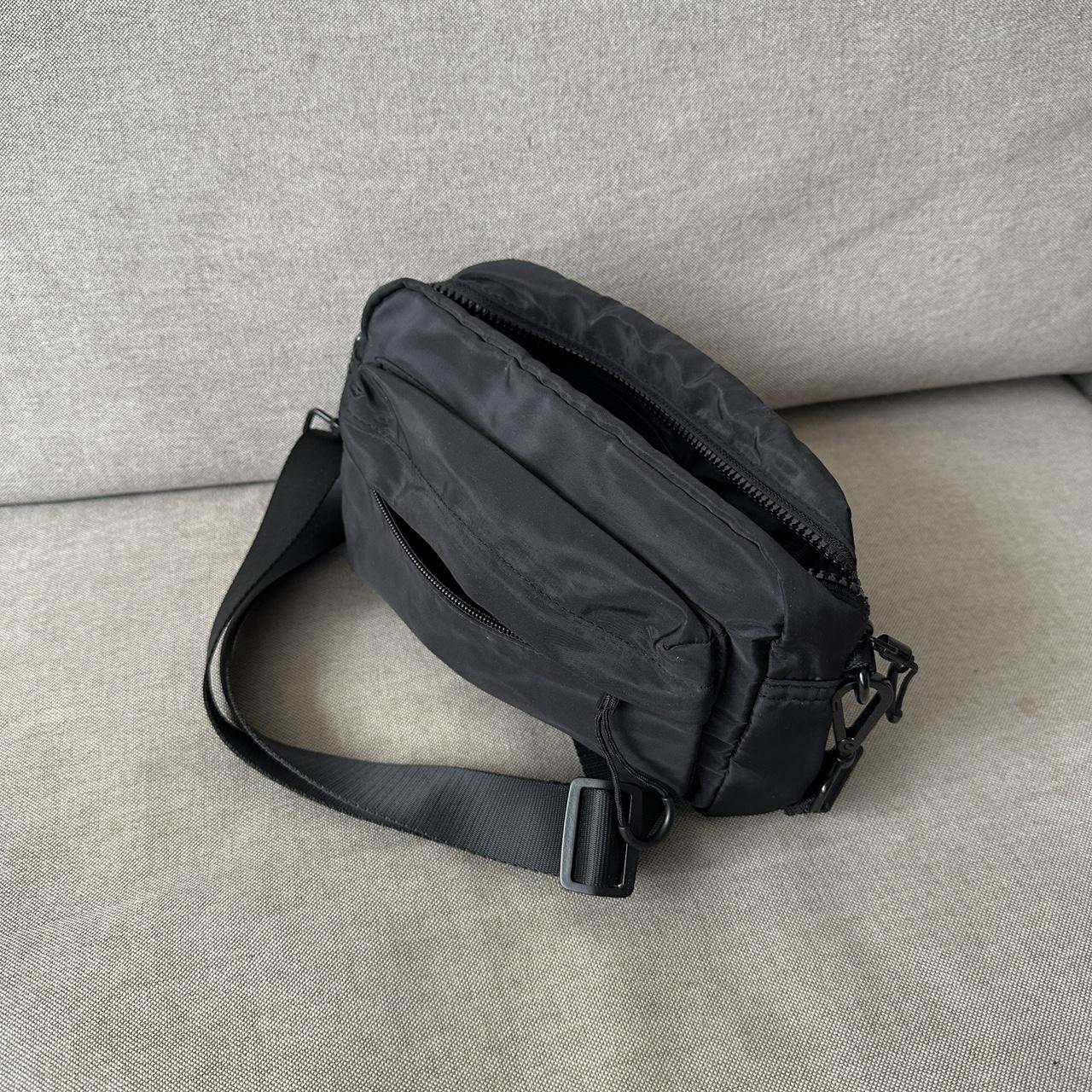 H&m black sling online bag