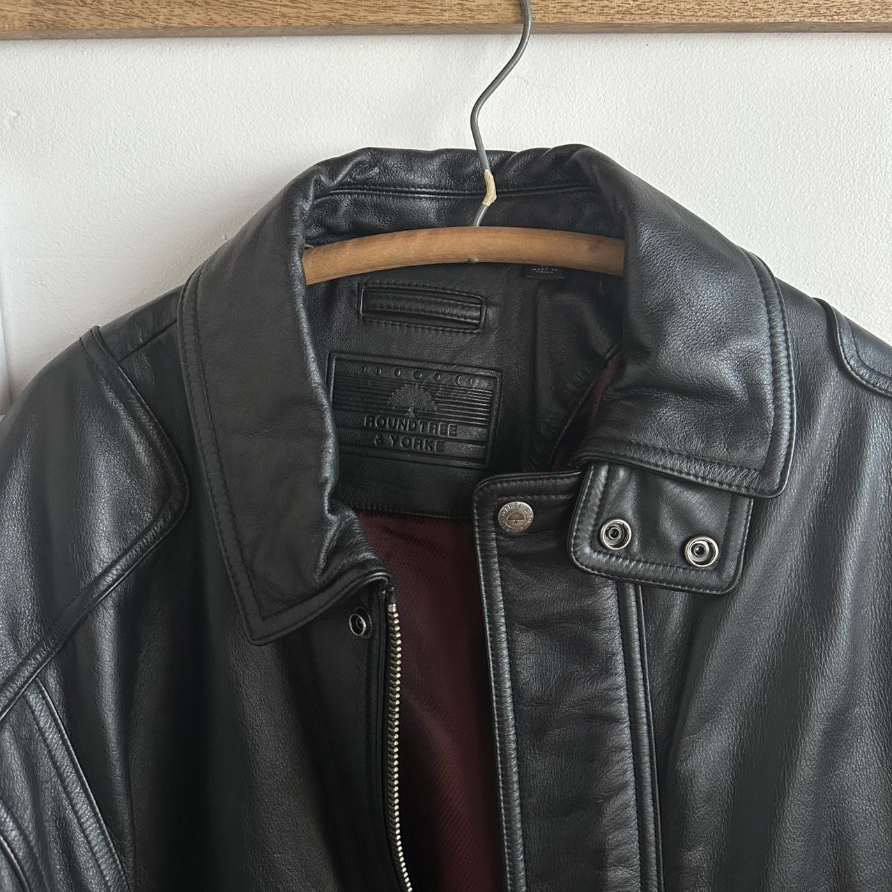 Vintage Genuine Leather Roundtree & Yorke Leather | Depop