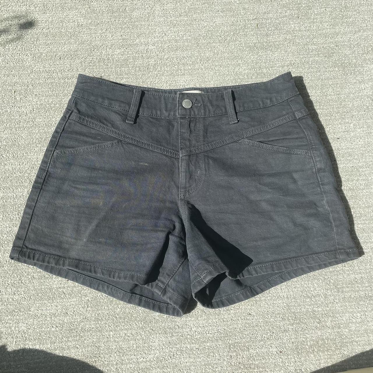 Universal Thread Women's Black Shorts | Depop