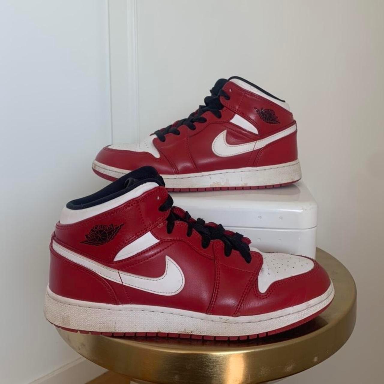 Air jordan 1 store mid bg red