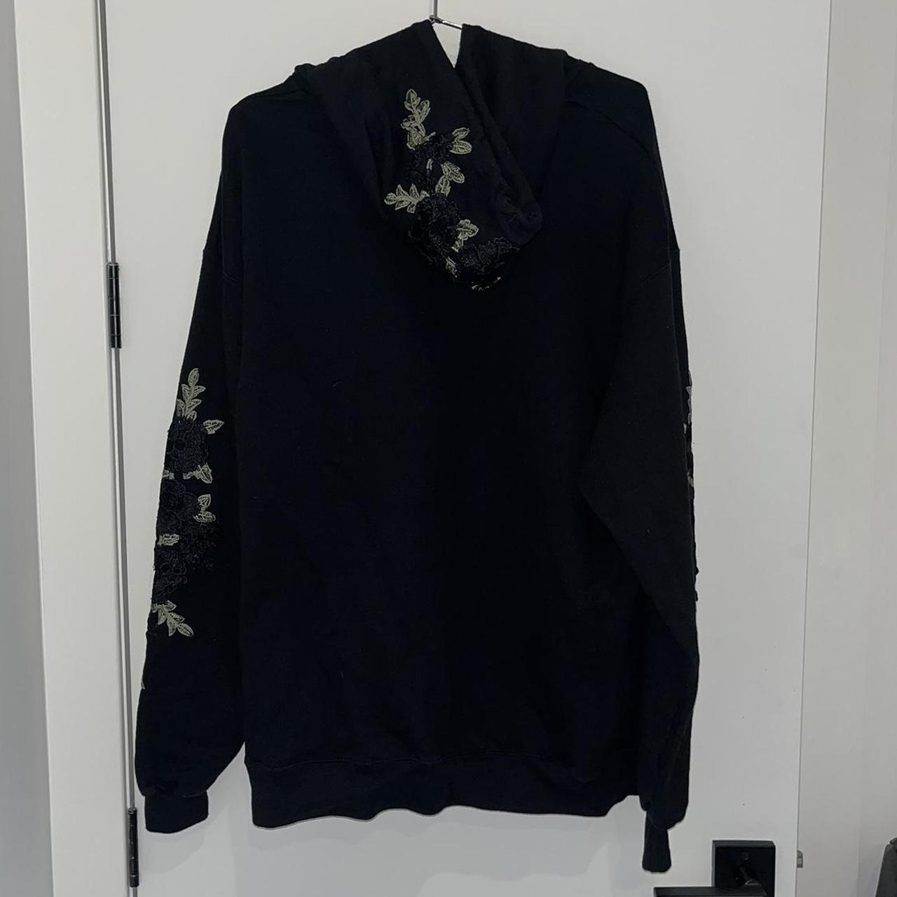 Civil Regime Oversized Floral Appliqué shops Hoodie M/L