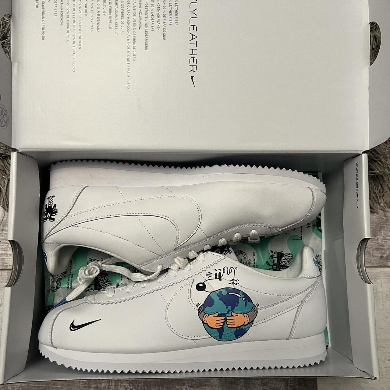 Nike cortez flyleather earth day best sale