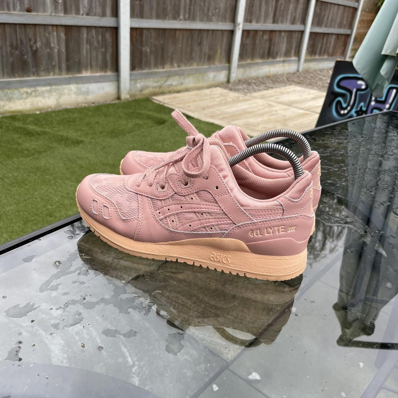 ASICS Gel Lyte III / peach / Uk 7 (but I'd say more | Depop