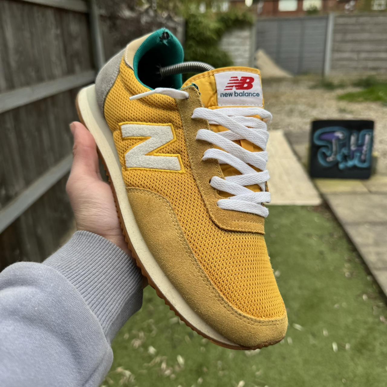 17日以降の発送⭐︎新品NB イエロー25.5cm classic574 17日以降の