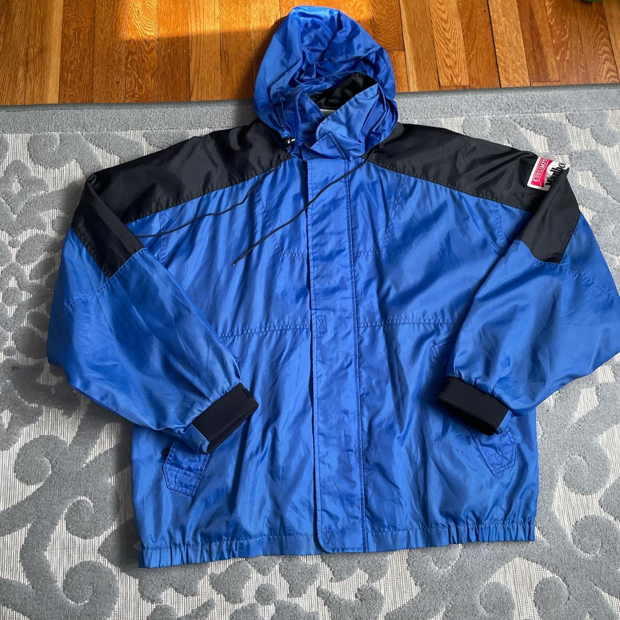Vintage 90’s Marlboro rain 🌧️ jacket in great... - Depop