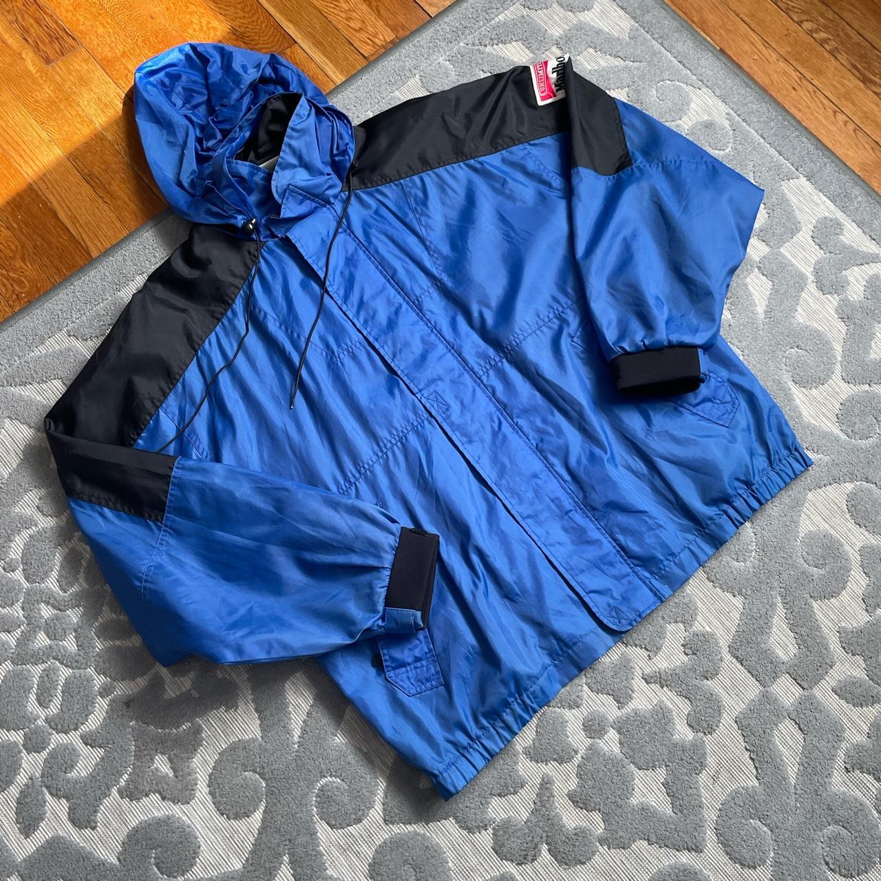 Vintage 90’s Marlboro rain 🌧️ jacket in great... - Depop