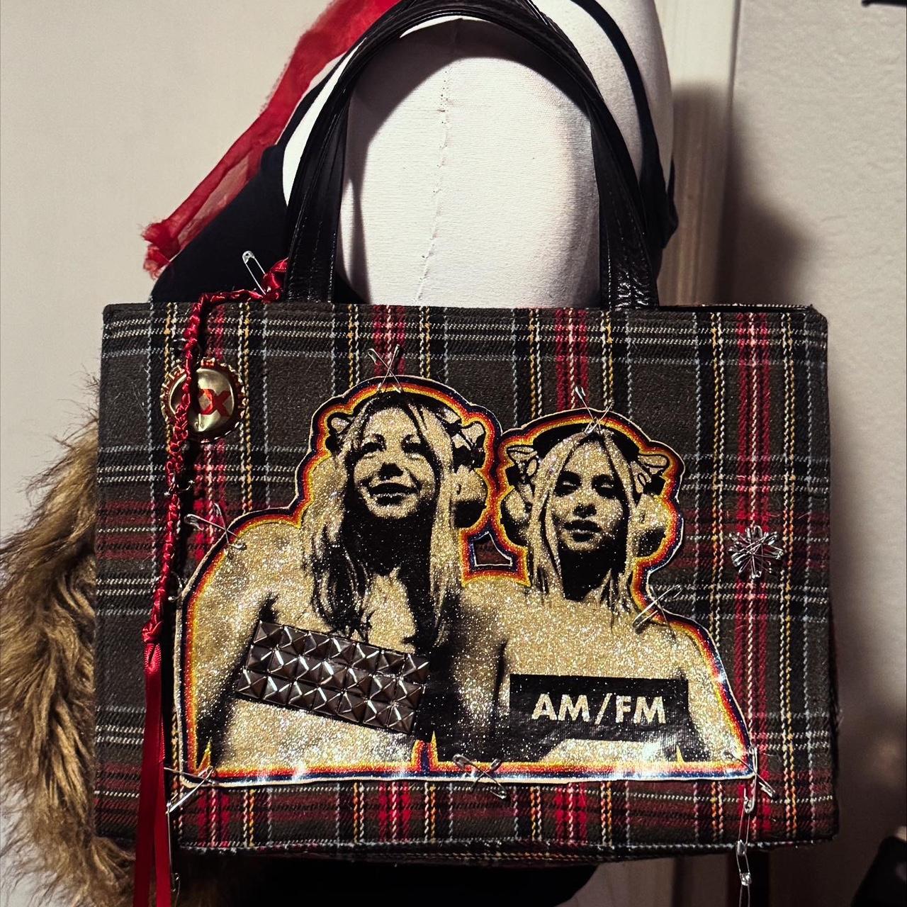 Hysteric glamour-bag - Depop