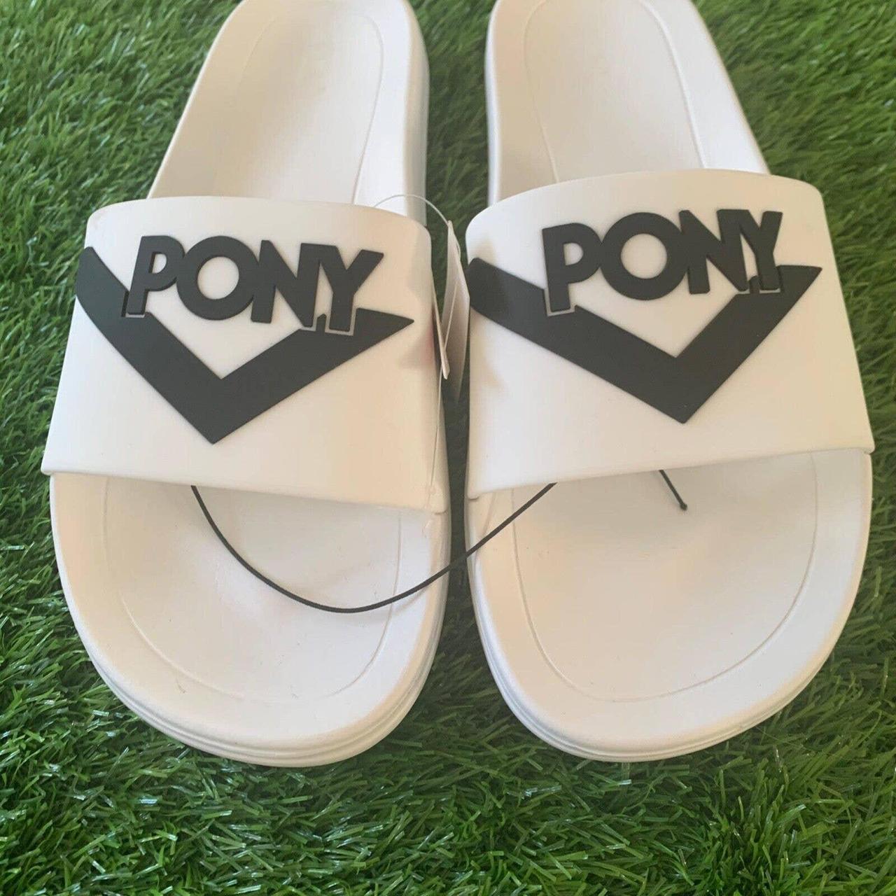 Pony Men's White Sandals (2)