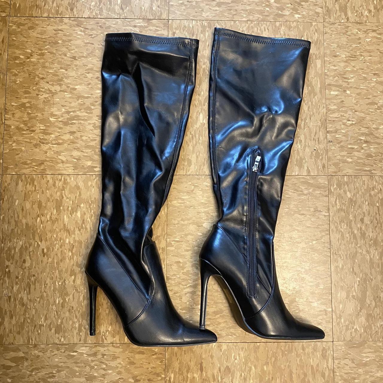 Knee high hot sale boots plt