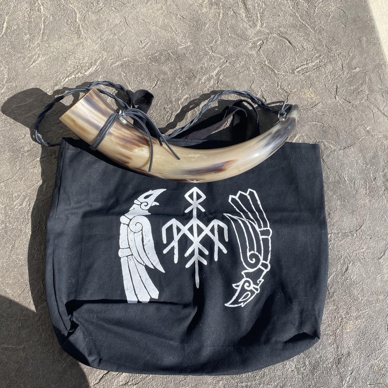 item listed by linenmooncloak