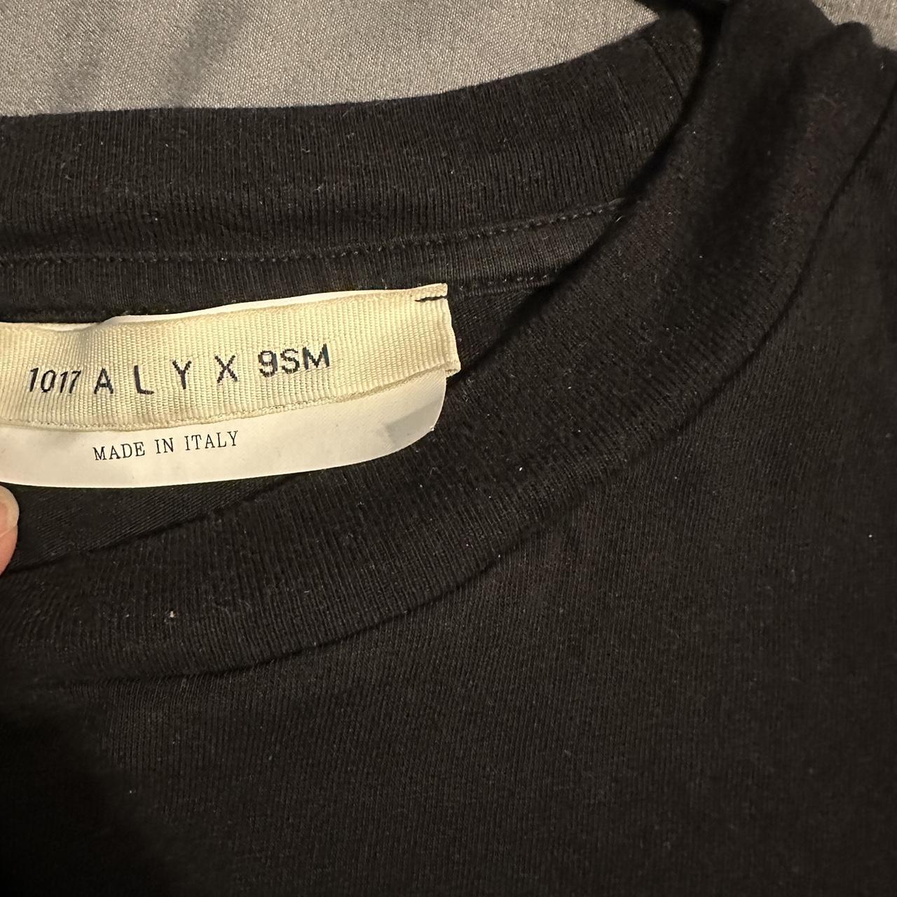Alyx Men's Black T-shirt (3)